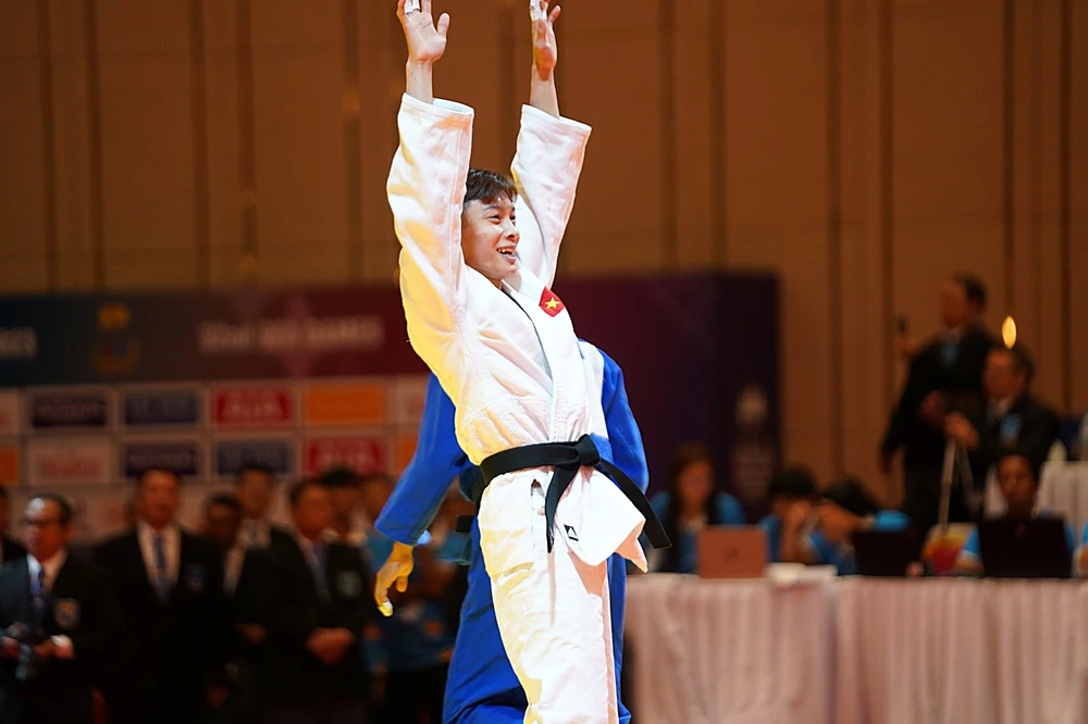 VĐV Nguyễn Hải Bá ăn mừng sau một trận đấu Judo tại SEA Games